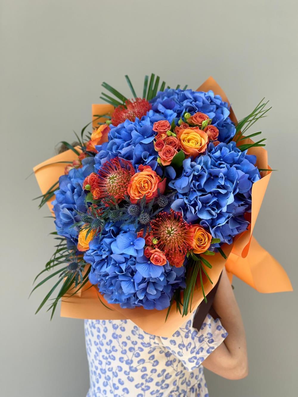 Dance of the Clouds Bouquet 